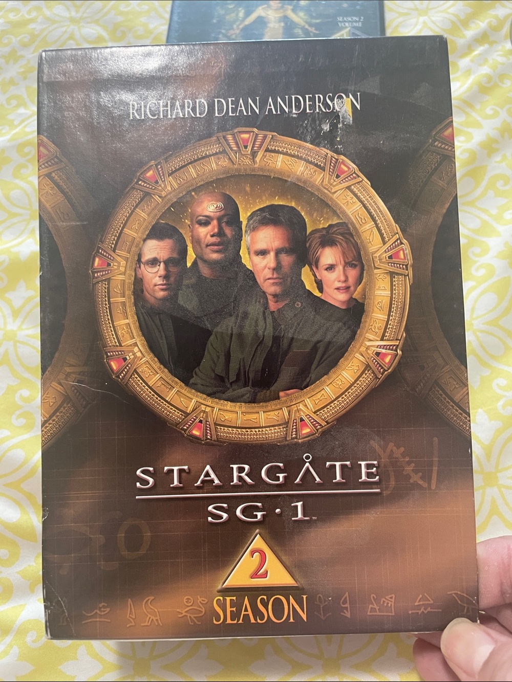 Stargate SG-1 Season 2 DVD Box Set of 5 - EUC Outer Box has Wear See Pics
